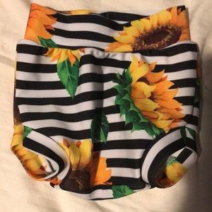 Bummies from a small shop forget what shop .